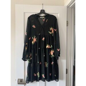 Figueroa & Flower V-Neck Black Flower Embroidered Dress Size Small